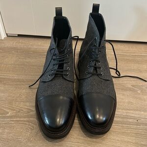 Vintage Foundry Gray/Black Mens Boots size 10